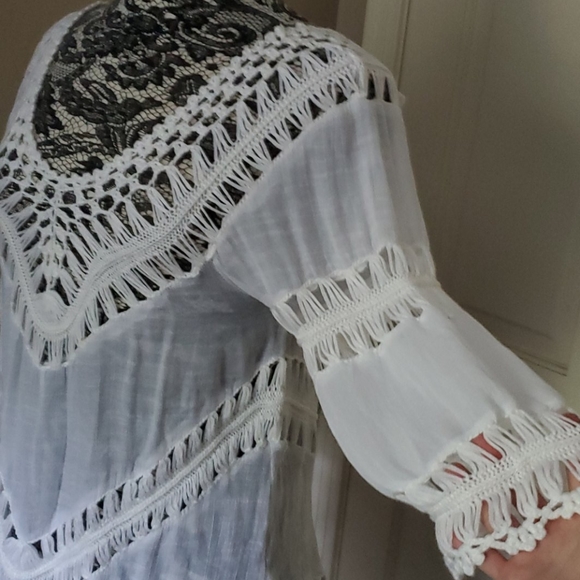 Sheer tunic with macramé detail, size S - Picture 3 of 3